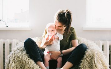 Skoki rozwojowe u małego dziecka