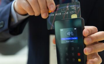 Czym obciążyć parasol?