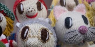 Jak zrobić pacynki ze skarpetki? Jak zrobić pacynki ze skarpetki?