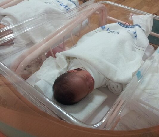 Jak założyć pas poporodowy?