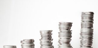 Czy metalowe oprawki są modne?