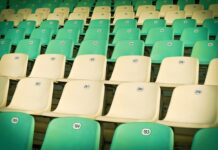 Czy plastikowe oprawki są modne? Czy plastikowe oprawki są modne?