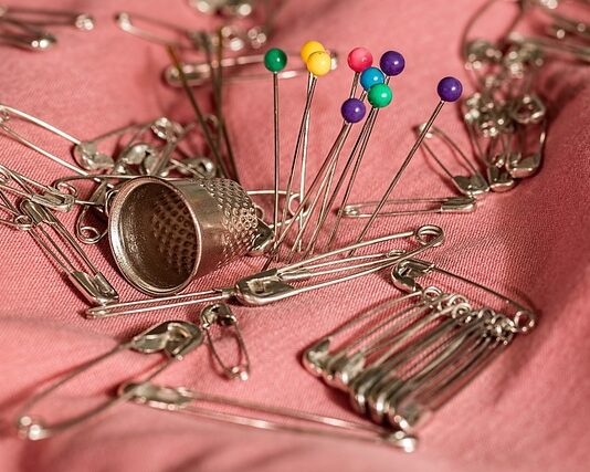 Jakie szpilki do czarnych rajstop? Jakie szpilki do czarnych rajstop?