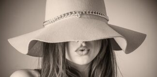 Jak się zakłada opaskę na głowę? Jak się zakłada opaskę na głowę?