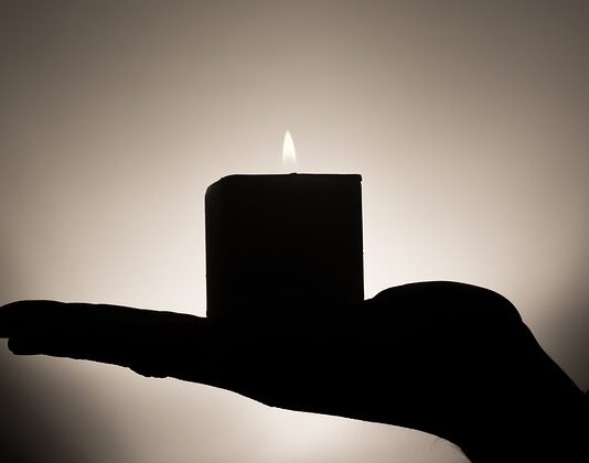 Jak nosić ciepła opaskę? Jak nosić ciepła opaskę?