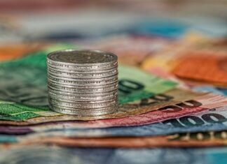 Ile można zarobić na sklepie z odzieżą? Ile można zarobić na sklepie z odzieżą?