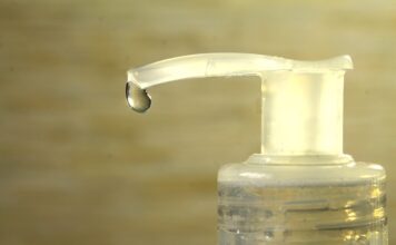 Jak zdezynfekować obuwie?