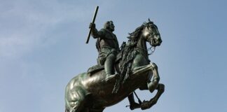 Czy można łączyć brąz z czarnym?