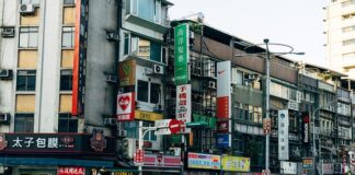 W jakich sklepach można kupić fajne ciuchy? W jakich sklepach można kupić fajne ciuchy?