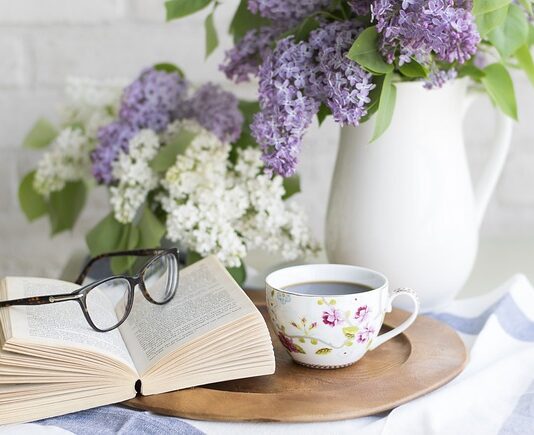 Jak się czyta nazwę sklepu 4F?